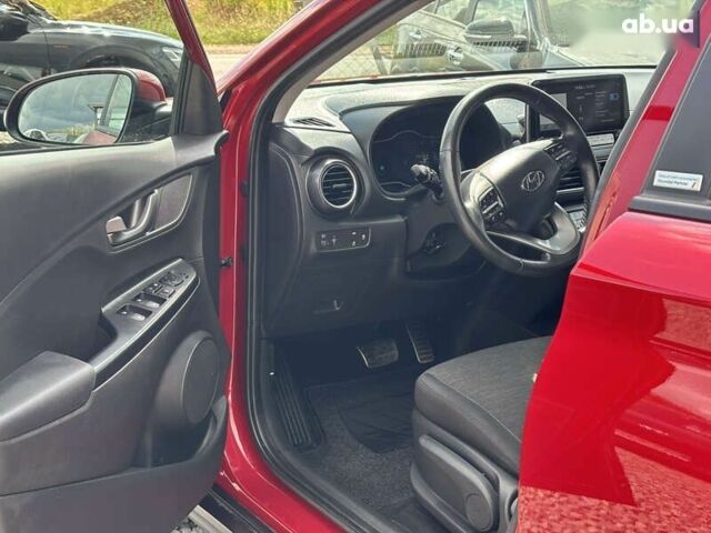 Хендай Kona Electric, объемом двигателя 0 л и пробегом 102 тыс. км за 14600 $, фото 10 на Automoto.ua