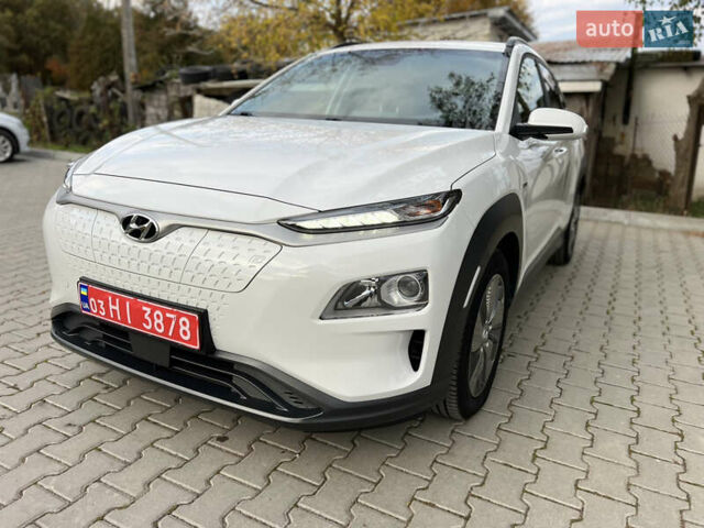 Хендай Kona Electric, объемом двигателя 0 л и пробегом 135 тыс. км за 16900 $, фото 1 на Automoto.ua