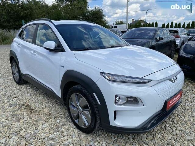 Хендай Kona Electric, объемом двигателя 0 л и пробегом 93 тыс. км за 19800 $, фото 20 на Automoto.ua