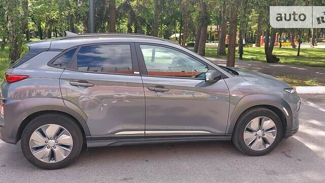 Хендай Kona Electric, объемом двигателя 0 л и пробегом 58 тыс. км за 17500 $, фото 1 на Automoto.ua