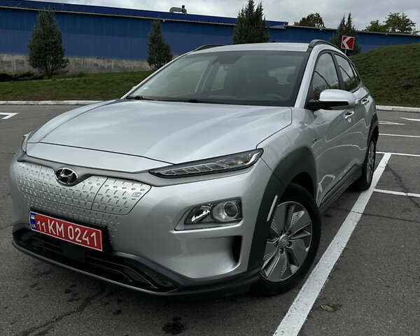 Хендай Kona Electric, объемом двигателя 0 л и пробегом 112 тыс. км за 17200 $, фото 3 на Automoto.ua