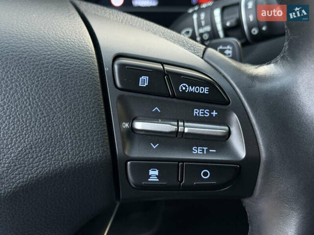 Хендай Kona Electric, объемом двигателя 0 л и пробегом 81 тыс. км за 18150 $, фото 71 на Automoto.ua