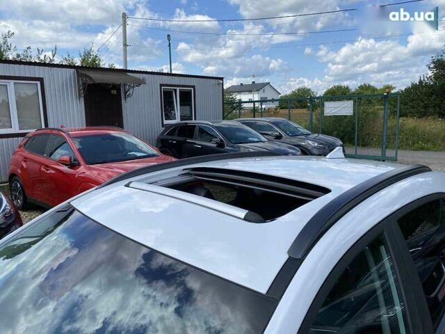 Хендай Kona Electric, объемом двигателя 0 л и пробегом 93 тыс. км за 19800 $, фото 3 на Automoto.ua