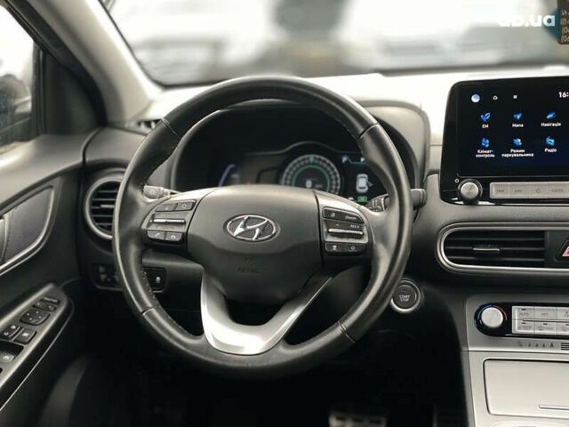 Хендай Kona Electric, объемом двигателя 0 л и пробегом 123 тыс. км за 18900 $, фото 27 на Automoto.ua