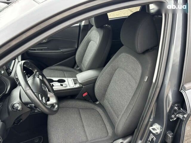 Хендай Kona Electric, объемом двигателя 0 л и пробегом 53 тыс. км за 15700 $, фото 21 на Automoto.ua