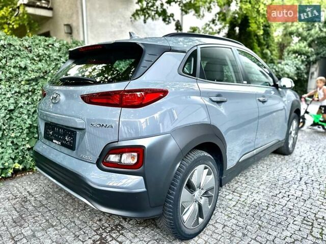 Хендай Kona Electric, объемом двигателя 0 л и пробегом 27 тыс. км за 14100 $, фото 4 на Automoto.ua