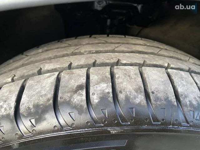 Хендай Kona Electric, объемом двигателя 0 л и пробегом 73 тыс. км за 18700 $, фото 26 на Automoto.ua