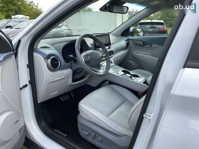 Хендай Kona Electric, объемом двигателя 0 л и пробегом 115 тыс. км за 18700 $, фото 1 на Automoto.ua