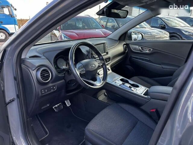 Хендай Kona Electric, объемом двигателя 0 л и пробегом 50 тыс. км за 15400 $, фото 16 на Automoto.ua