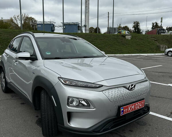 Хендай Kona Electric, объемом двигателя 0 л и пробегом 112 тыс. км за 17200 $, фото 16 на Automoto.ua
