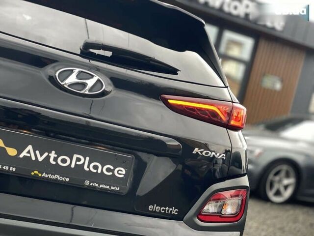 Хендай Kona Electric, объемом двигателя 0 л и пробегом 123 тыс. км за 18900 $, фото 22 на Automoto.ua