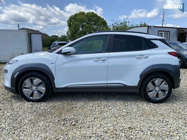 Хендай Kona Electric, объемом двигателя 0 л и пробегом 115 тыс. км за 18700 $, фото 15 на Automoto.ua