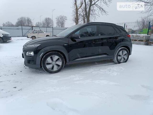 Хендай Kona Electric, объемом двигателя 0 л и пробегом 63 тыс. км за 23200 $, фото 5 на Automoto.ua