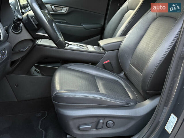 Хендай Kona Electric, объемом двигателя 0 л и пробегом 81 тыс. км за 18150 $, фото 76 на Automoto.ua