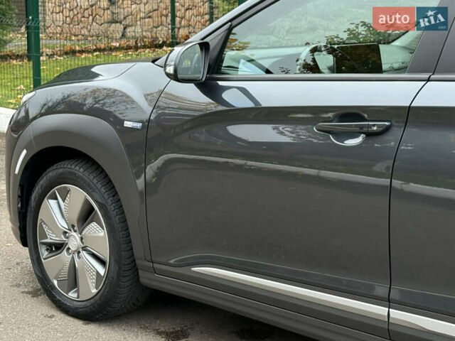 Хендай Kona Electric, объемом двигателя 0 л и пробегом 81 тыс. км за 18150 $, фото 30 на Automoto.ua