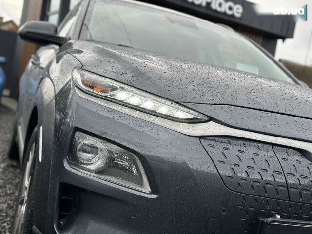 Хендай Kona Electric, объемом двигателя 0 л и пробегом 167 тыс. км за 17700 $, фото 6 на Automoto.ua