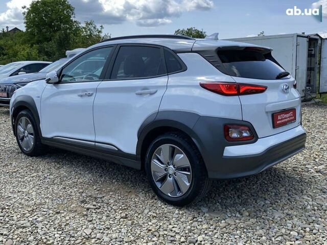 Хендай Kona Electric, объемом двигателя 0 л и пробегом 115 тыс. км за 18700 $, фото 16 на Automoto.ua