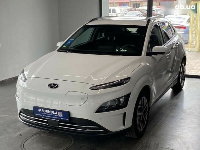 Хендай Kona Electric, объемом двигателя 0 л и пробегом 45 тыс. км за 22777 $, фото 5 на Automoto.ua