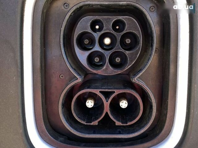 Хендай Kona Electric, объемом двигателя 0 л и пробегом 52 тыс. км за 23200 $, фото 11 на Automoto.ua