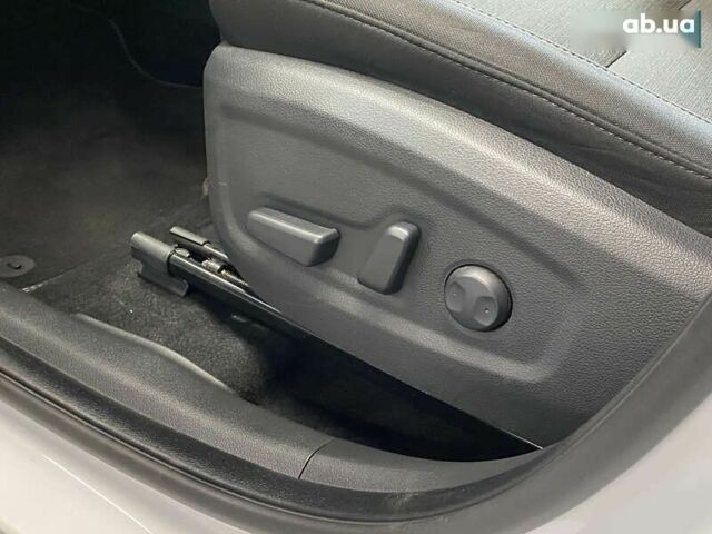 Хендай Kona Electric, объемом двигателя 0 л и пробегом 45 тыс. км за 22777 $, фото 28 на Automoto.ua