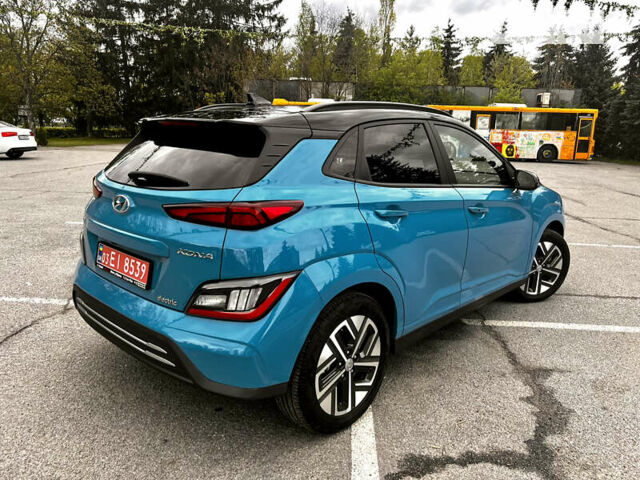 Хендай Kona Electric, объемом двигателя 0 л и пробегом 32 тыс. км за 24699 $, фото 2 на Automoto.ua