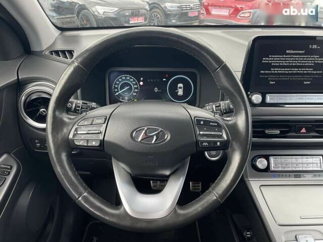 Хендай Kona Electric, объемом двигателя 0 л и пробегом 127 тыс. км за 18600 $, фото 17 на Automoto.ua