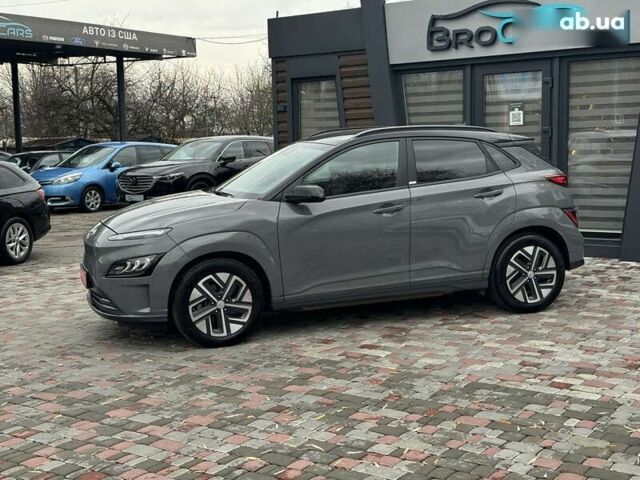Хендай Kona Electric, объемом двигателя 0 л и пробегом 65 тыс. км за 17999 $, фото 5 на Automoto.ua