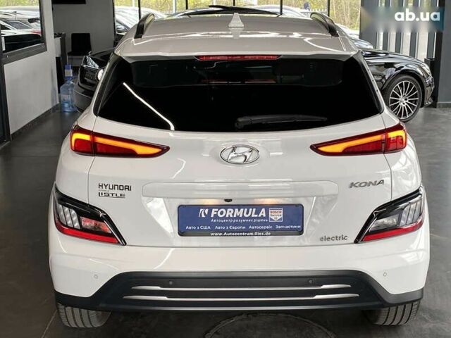 Хендай Kona Electric, объемом двигателя 0 л и пробегом 45 тыс. км за 22777 $, фото 12 на Automoto.ua