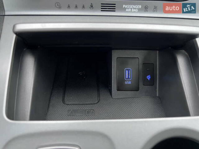 Хендай Kona Electric, объемом двигателя 0 л и пробегом 77 тыс. км за 20500 $, фото 2 на Automoto.ua