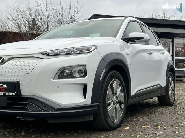 Хендай Kona Electric, объемом двигателя 0 л и пробегом 70 тыс. км за 18475 $, фото 10 на Automoto.ua