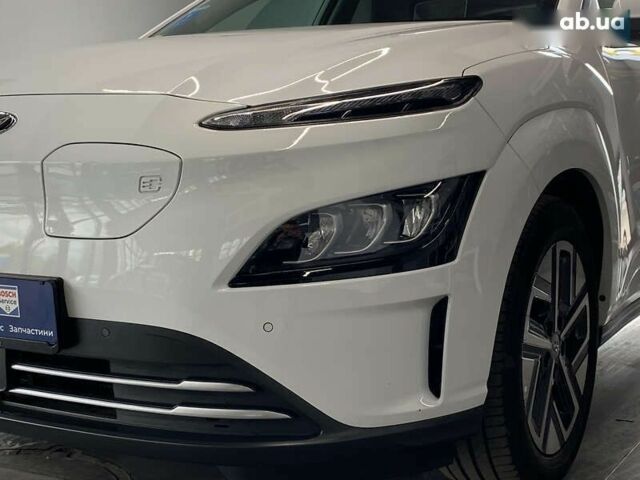 Хендай Kona Electric, объемом двигателя 0 л и пробегом 45 тыс. км за 22777 $, фото 7 на Automoto.ua
