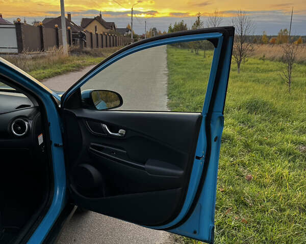 Хендай Kona Electric, объемом двигателя 0 л и пробегом 60 тыс. км за 16500 $, фото 18 на Automoto.ua