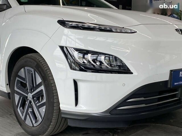 Хендай Kona Electric, объемом двигателя 0 л и пробегом 45 тыс. км за 22777 $, фото 8 на Automoto.ua