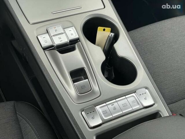 Хендай Kona Electric, объемом двигателя 0 л и пробегом 127 тыс. км за 18600 $, фото 15 на Automoto.ua