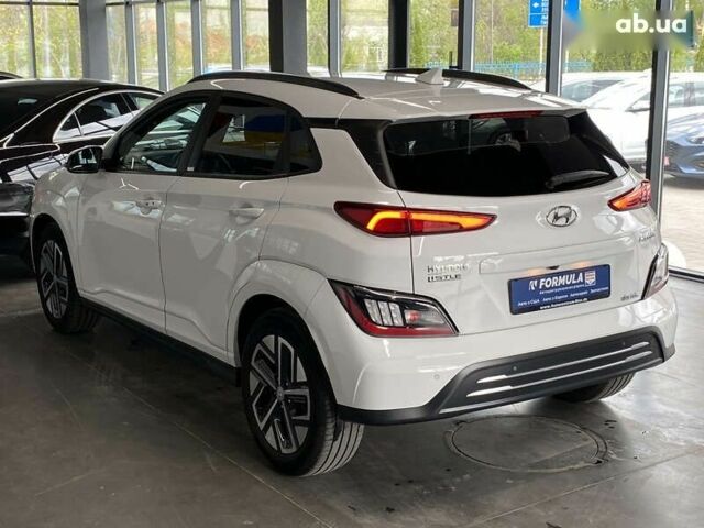 Хендай Kona Electric, объемом двигателя 0 л и пробегом 45 тыс. км за 22777 $, фото 10 на Automoto.ua