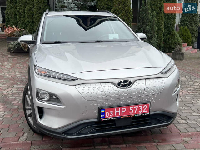 Хендай Kona Electric, объемом двигателя 0 л и пробегом 77 тыс. км за 20500 $, фото 13 на Automoto.ua