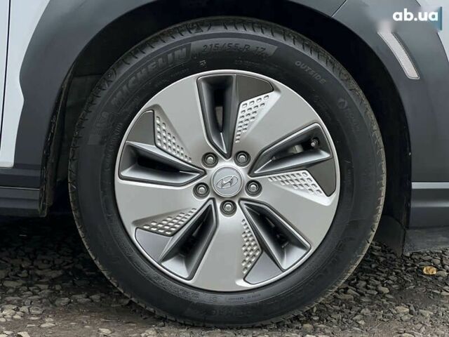 Хендай Kona Electric, объемом двигателя 0 л и пробегом 70 тыс. км за 18475 $, фото 13 на Automoto.ua
