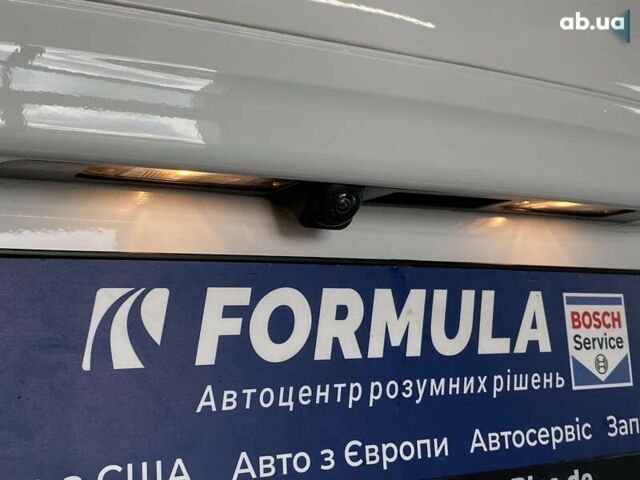 Хендай Kona Electric, объемом двигателя 0 л и пробегом 45 тыс. км за 22777 $, фото 18 на Automoto.ua