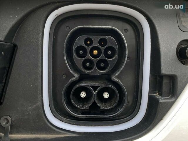 Хендай Kona Electric, об'ємом двигуна 0 л та пробігом 41 тис. км за 18900 $, фото 12 на Automoto.ua