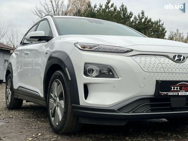 Хендай Kona Electric, объемом двигателя 0 л и пробегом 70 тыс. км за 18475 $, фото 9 на Automoto.ua