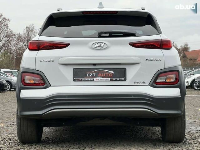 Хендай Kona Electric, объемом двигателя 0 л и пробегом 70 тыс. км за 18475 $, фото 6 на Automoto.ua