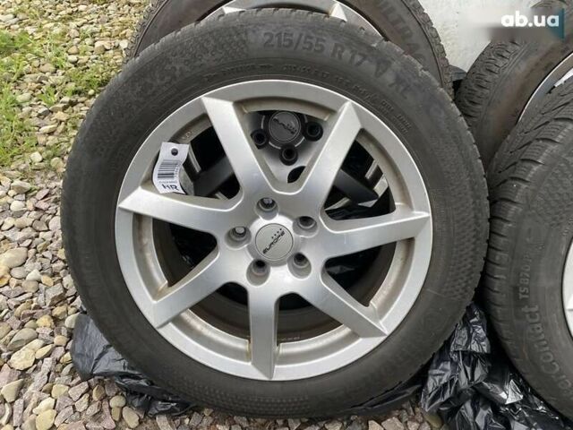 Хендай Kona Electric, объемом двигателя 0 л и пробегом 128 тыс. км за 19900 $, фото 3 на Automoto.ua