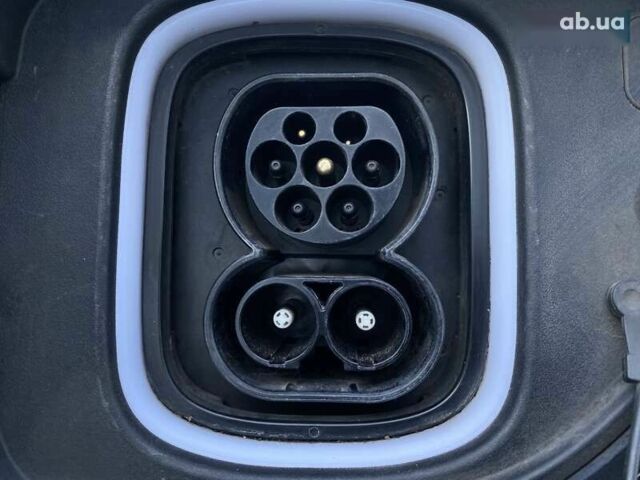 Хендай Kona Electric, об'ємом двигуна 0 л та пробігом 128 тис. км за 20000 $, фото 28 на Automoto.ua