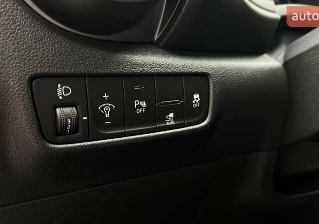 Хендай Kona Electric, об'ємом двигуна 0 л та пробігом 74 тис. км за 21207 $, фото 10 на Automoto.ua