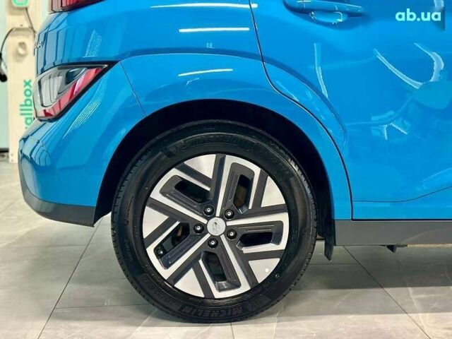 Хендай Kona Electric, объемом двигателя 0 л и пробегом 31 тыс. км за 17700 $, фото 7 на Automoto.ua