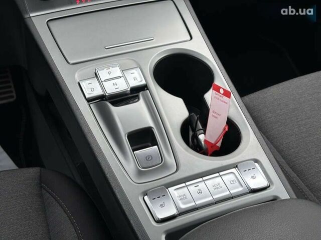 Хендай Kona Electric, объемом двигателя 0 л и пробегом 117 тыс. км за 18200 $, фото 25 на Automoto.ua