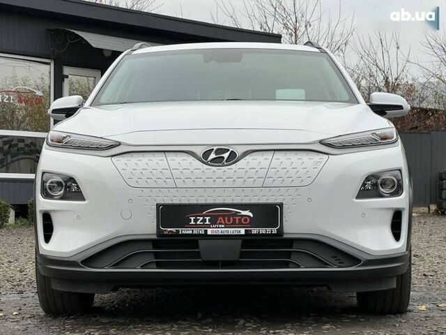 Хендай Kona Electric, объемом двигателя 0 л и пробегом 70 тыс. км за 18475 $, фото 1 на Automoto.ua
