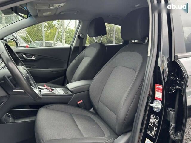 Хендай Kona Electric, объемом двигателя 0 л и пробегом 117 тыс. км за 18200 $, фото 14 на Automoto.ua