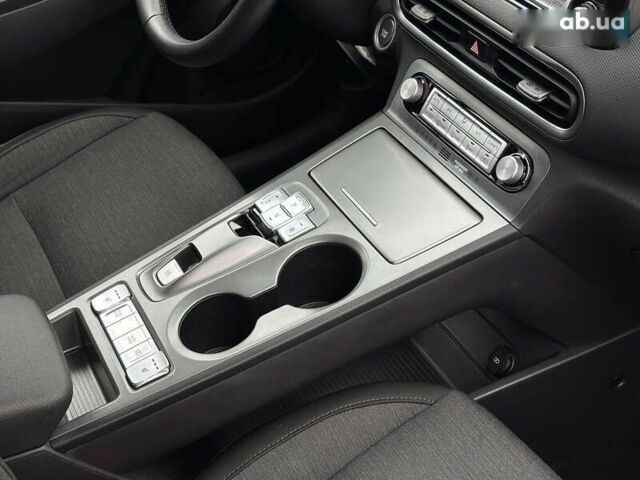 Хендай Kona Electric, об'ємом двигуна 0 л та пробігом 107 тис. км за 18800 $, фото 15 на Automoto.ua