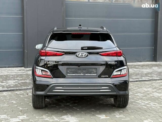 Хендай Kona Electric, объемом двигателя 0 л и пробегом 96 тыс. км за 20300 $, фото 4 на Automoto.ua